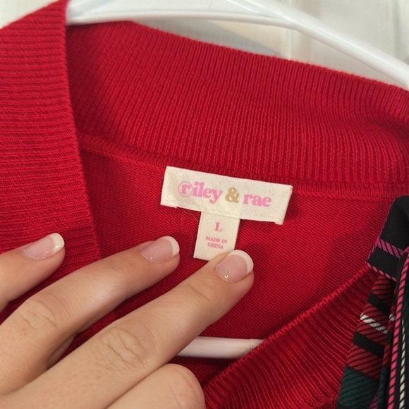 NWT Riley & Rae Size large red sweater - Picture 5 of 5